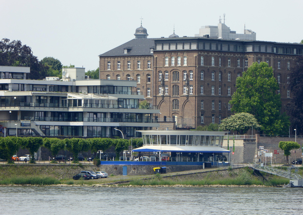 Das Collegium Albertinum von der Rheinseite – Quelle: Erik Gieseking Das Collegium Albertinum von der Rheinseite – Quelle: Erik Gieseking